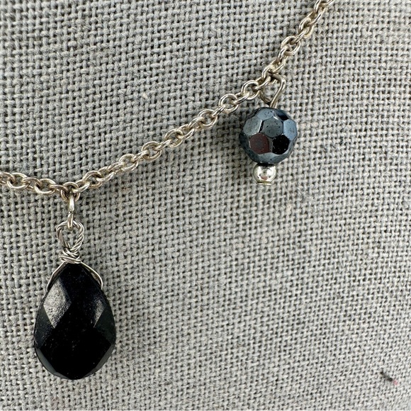 Cookie Lee Black Bead & Freshwater Pearl Necklace Dainty Dangle Black Silver - Picture 5 of 8